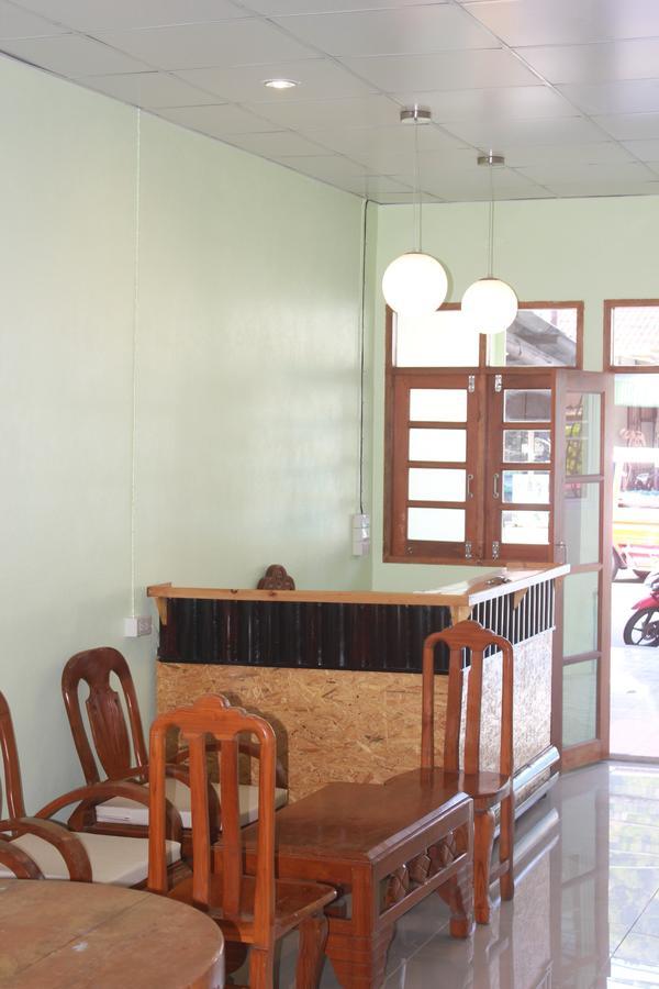 One One Hostel Patong Exterior photo